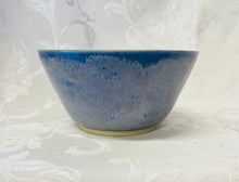 Load image into Gallery viewer, Medium Bowl: (Blue/Purple)