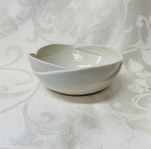 Load image into Gallery viewer, Medium Bowl: (White with Scalloped Edges)