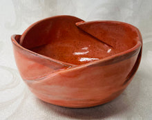 Load image into Gallery viewer, Medium Bowl: (Peach-Colored on Speckled Clay with 4 Scalloped Edges)