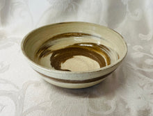 Load image into Gallery viewer, Medium Bowl: Tri-Colored Clay