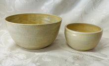 Load image into Gallery viewer, Bowl Set:  my(Yellowish Gray)
