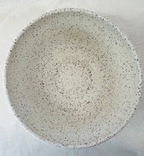 Load image into Gallery viewer, Medium Bowl:  (White on Speckled Clay with Five Flowers)
