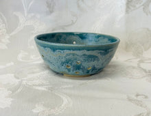 Load image into Gallery viewer, Berry bowl/Colander:  (Ice Green)
