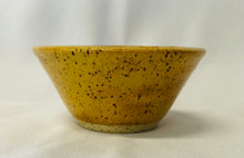 Load image into Gallery viewer, Tea Bag Rest:  (Goldenrod on Speckled Clay with a Six Petal Flower)
