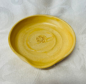 Spoon Rest:  Matt Golden with One Center Flower