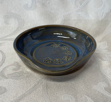 Load image into Gallery viewer, Spoon Rest:  Blue Rutile with Six Stars
