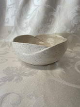 Load image into Gallery viewer, Large Bowl:  (White Ceramic Bowl on Speckled Clay  with Four Scalloped Edges)
