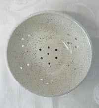 Load image into Gallery viewer, Berry Bowl/Colander:  (White on Speckled Clay)
