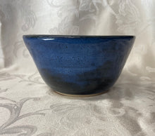 Load image into Gallery viewer, Medium Bowl:  (Azure Blue on Tri-Colored Clay)
