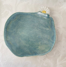 Load image into Gallery viewer, Tray:  (Turquoise Tray with a Daisy)

