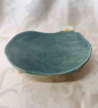 Load image into Gallery viewer, Tray:  (Turquoise Tray with a Daisy)
